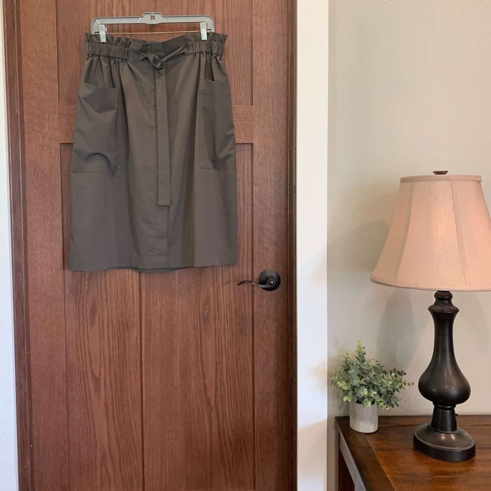 Paper bag waist midi skirt